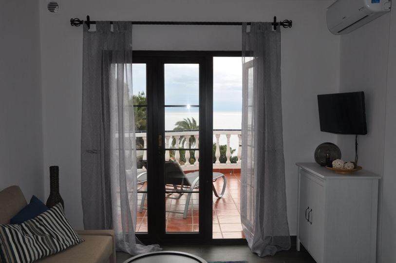 Nerja With View Apartment Exterior photo